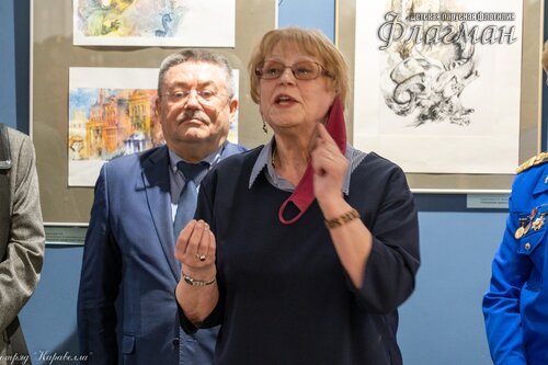Открытие выставки работ  художника-иллюстратора Евгении Ивановны Стерлиговой _DSC7965